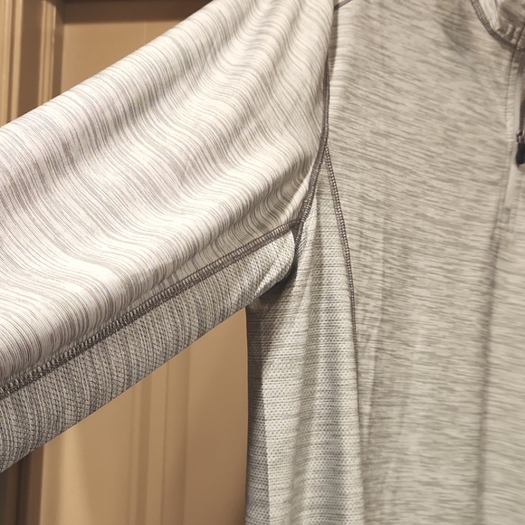 Half zip pullover - Picture 8 of 11